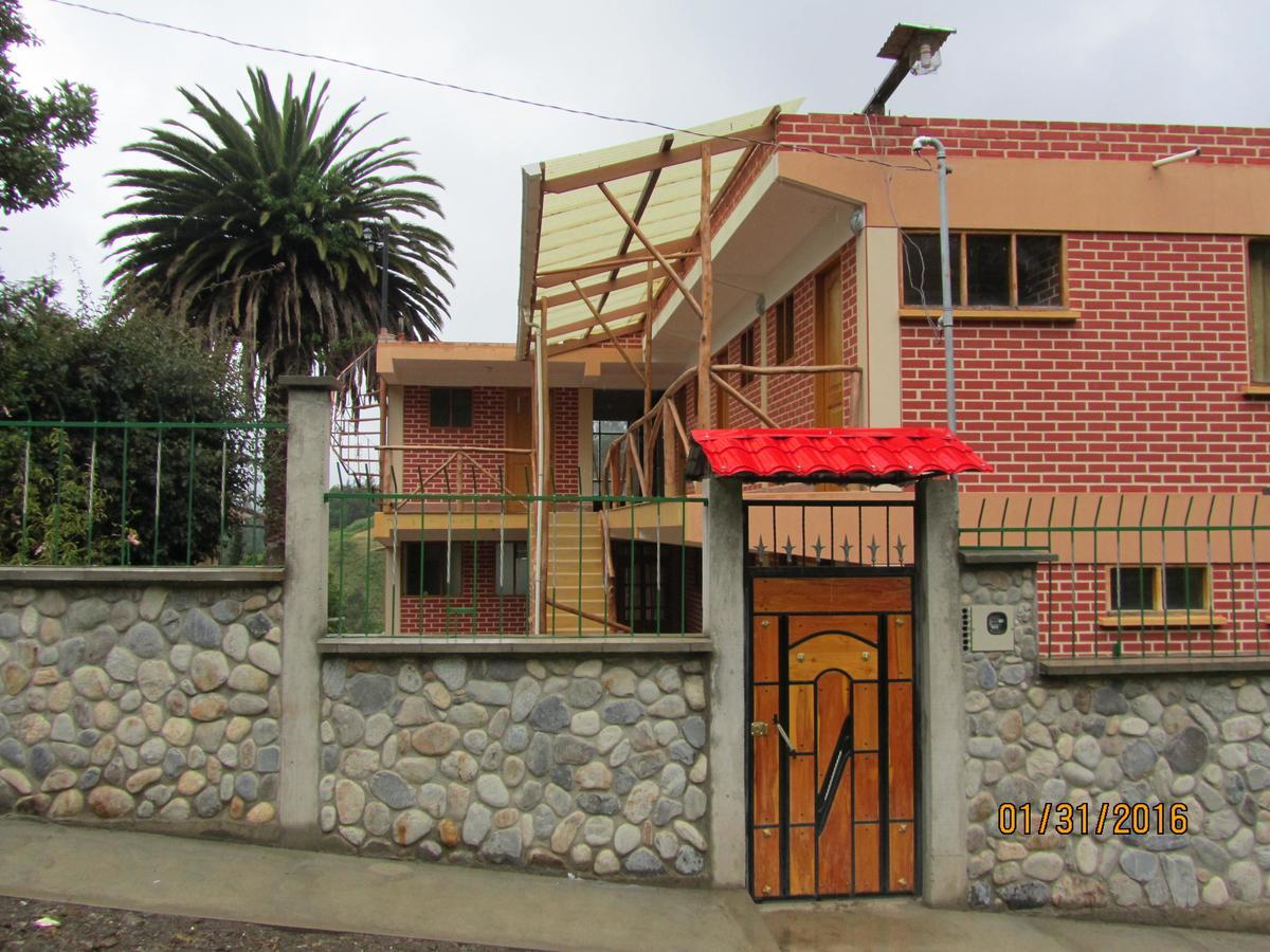 El Encanto Sorata Luaran gambar