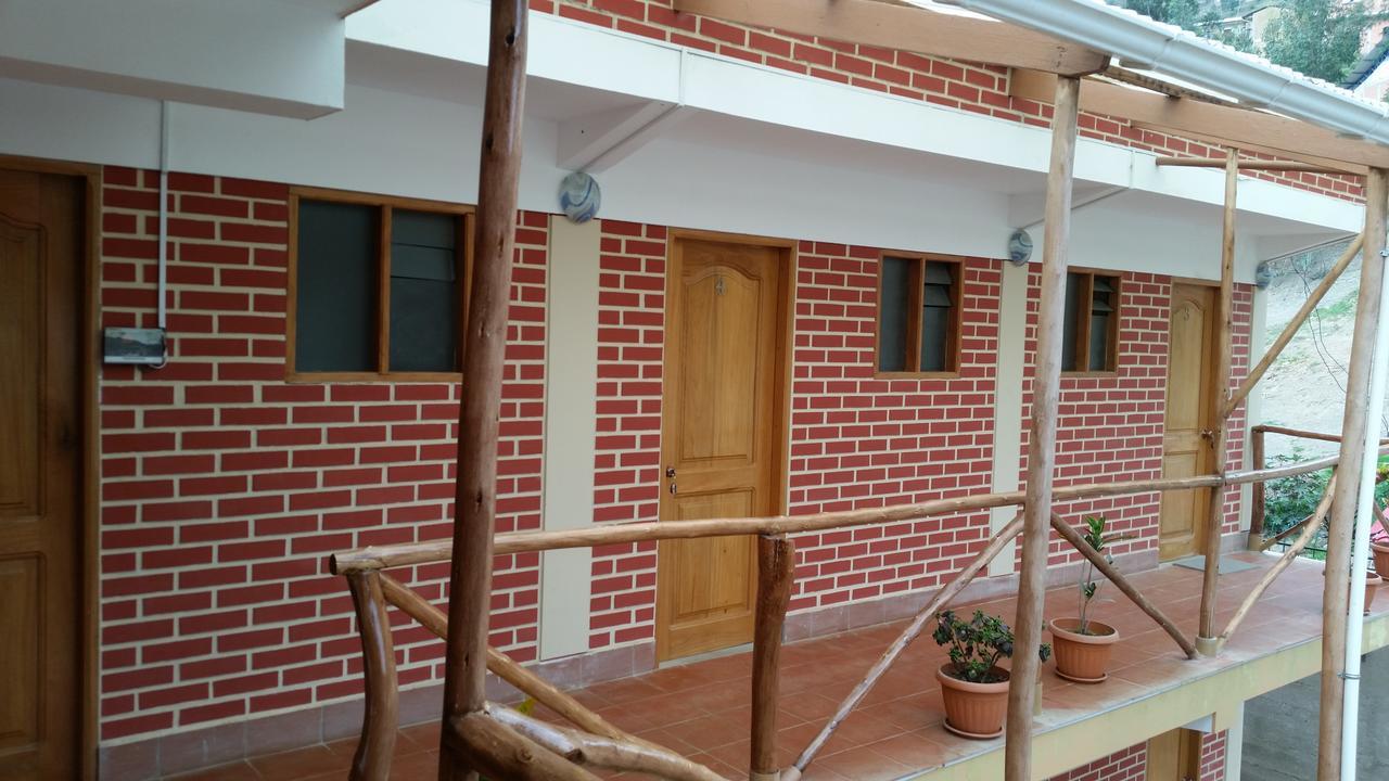 El Encanto Sorata Luaran gambar