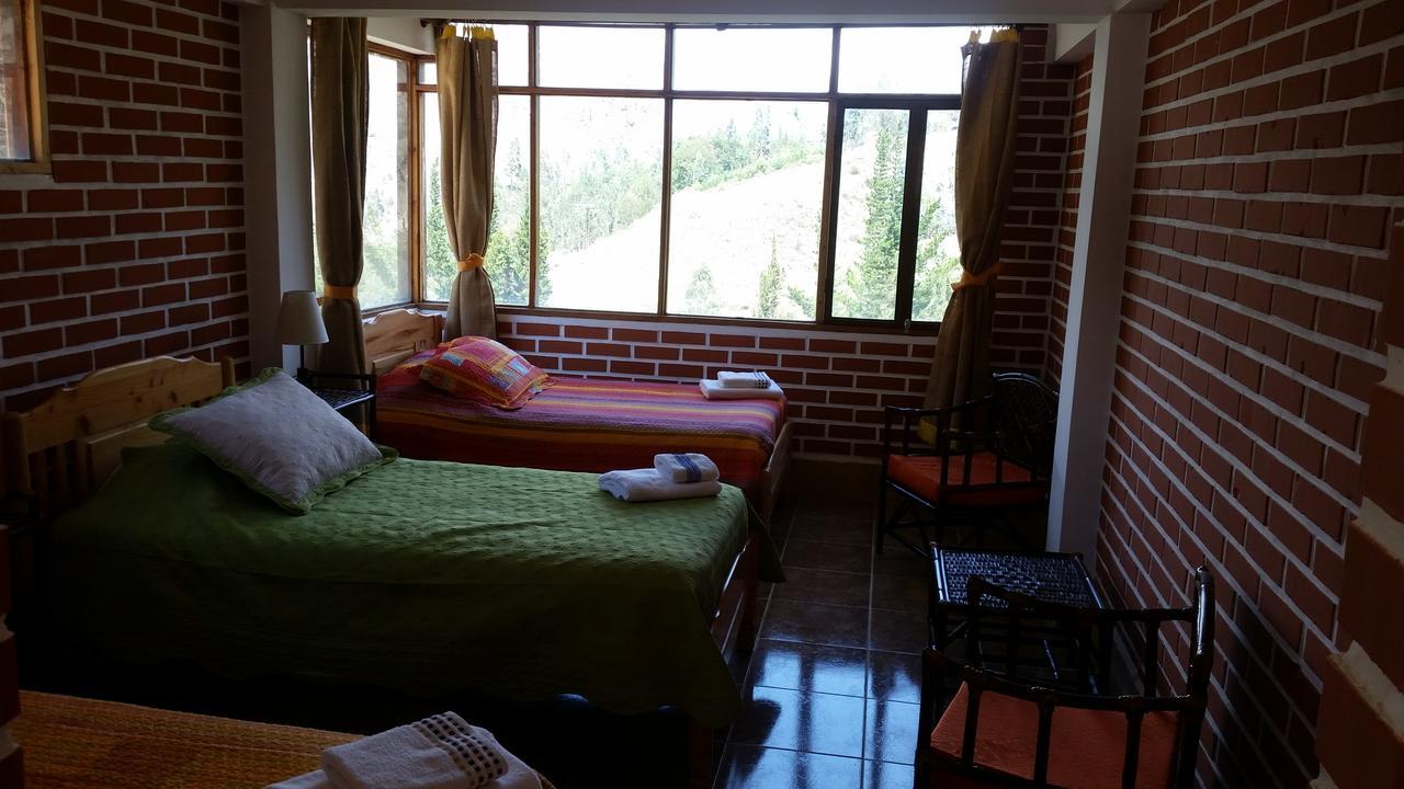 El Encanto Sorata Luaran gambar