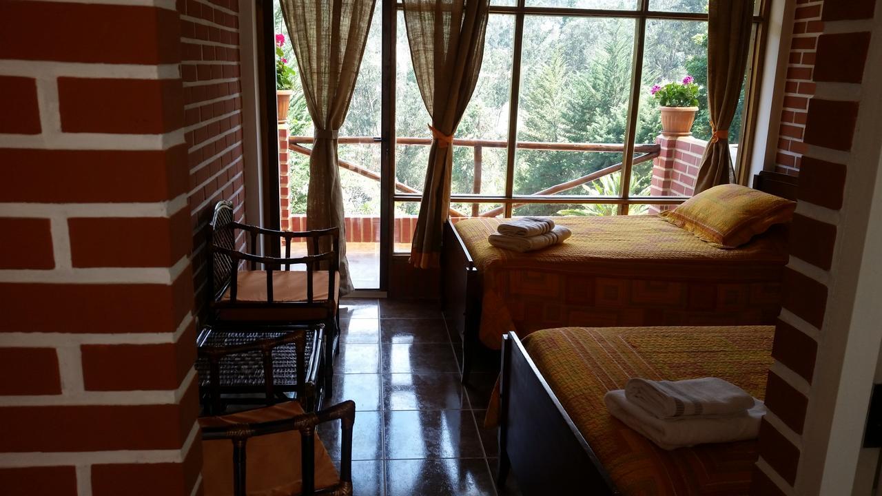 El Encanto Sorata Luaran gambar